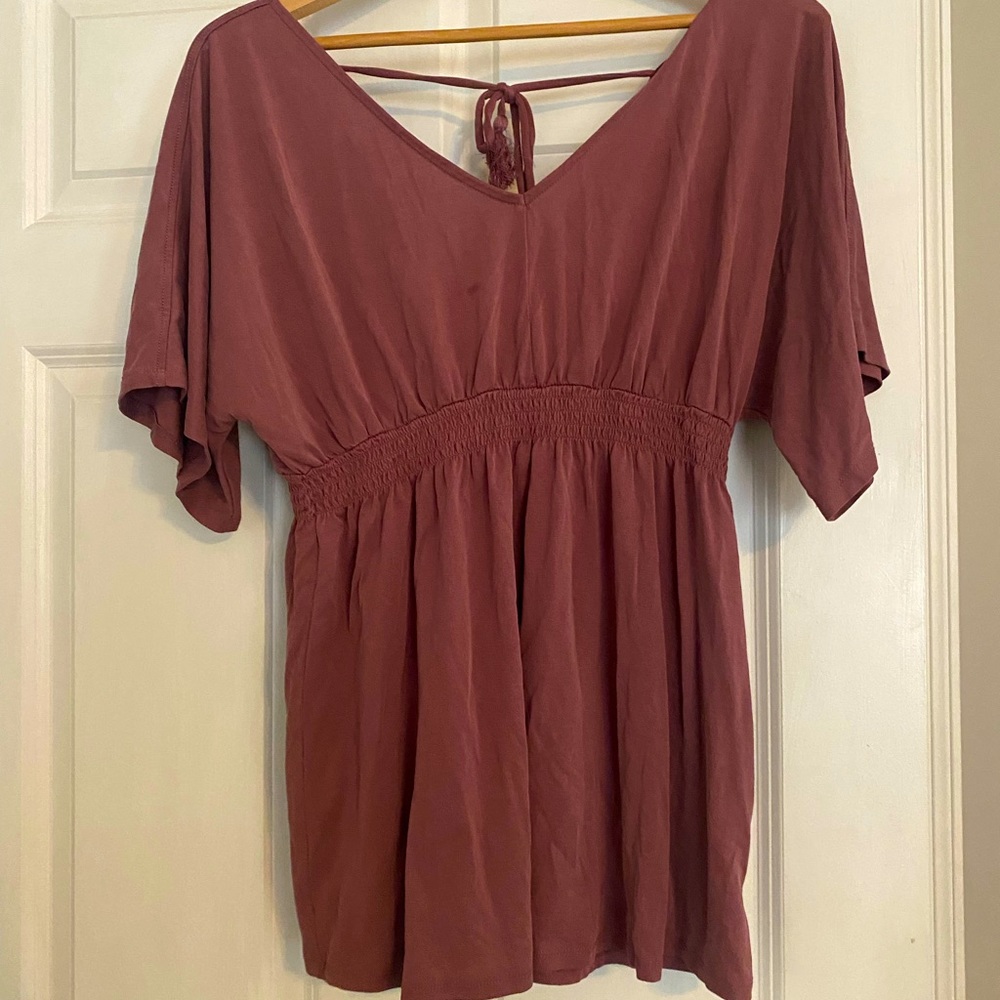 Bundle of 3 maternity tops